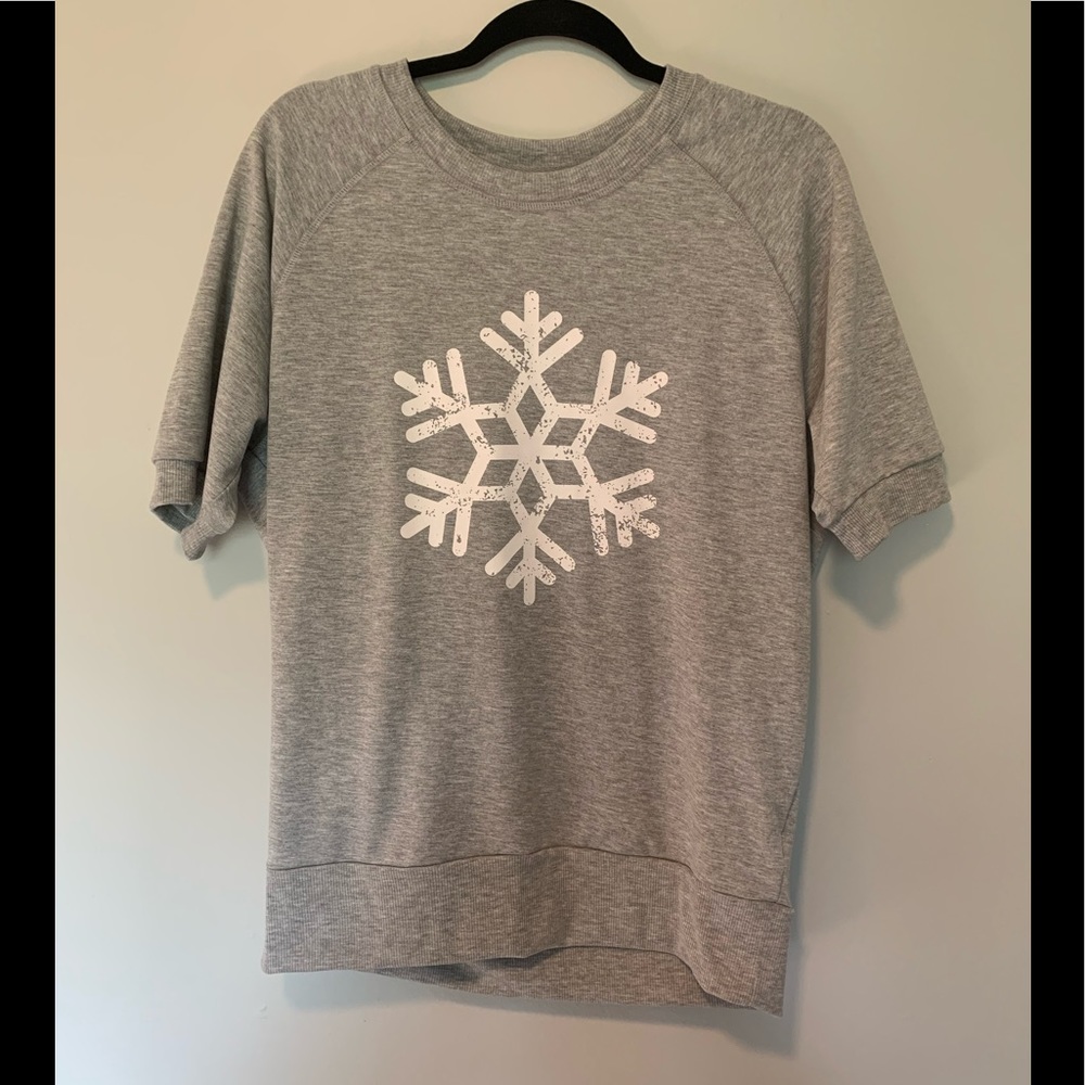 NEW Sz M LuLaRoe Jane Short Sleeve Sweatshirt